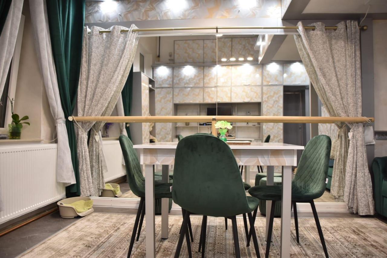 Apartament Ultracentral Piata Muzeului Cluj-Napoca Esterno foto